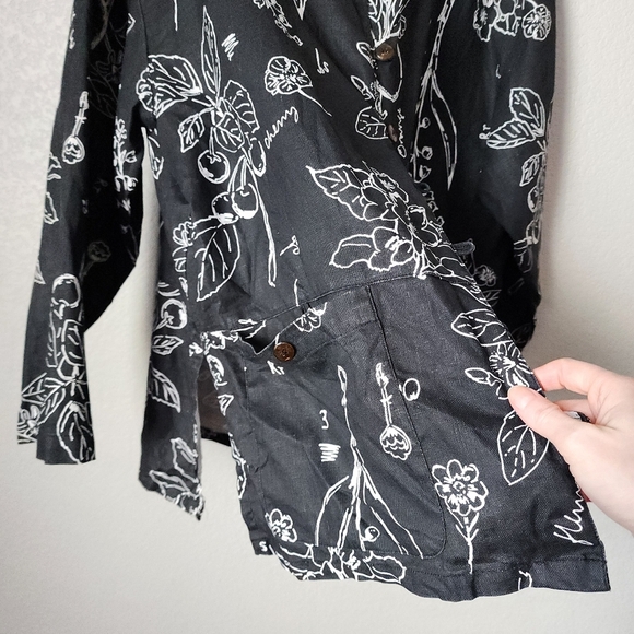 KIKO comfort clothing 100% linen top Black Floral button front lagenlook L - Picture 11 of 11